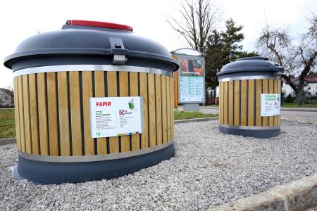 NOVI ZABOJNIKI OB PARKIRIŠČU 02 FOTO LJUBO VUKELIČ